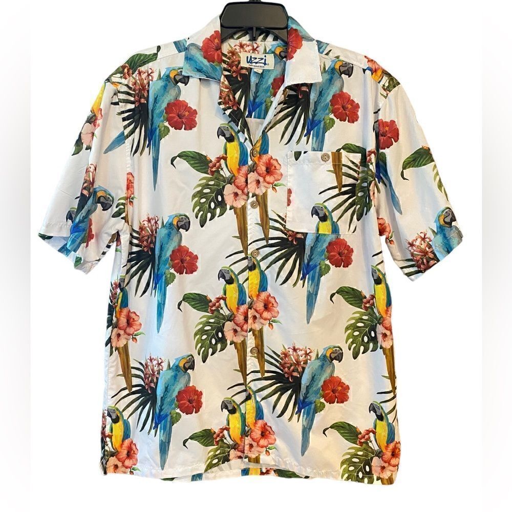 Uzzi Sz M White Red Parrot Print Amphibious Gear Aloha Button Up Collar Shirt
